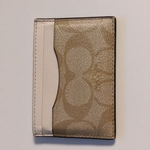 Coach Signature Canvas Cardholder